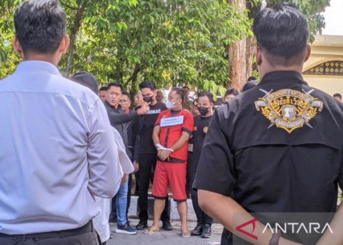 Dor! Oknum Polisi Tembak Sopir Ekspedisi dengan Dua Peluru