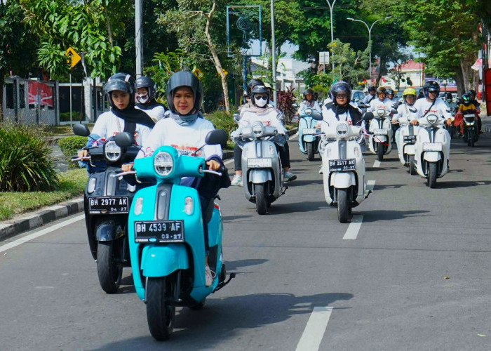 Moment 'Merah Putih' Riders Yamaha Fazzio dan Filano Meriahkan Event Yamaha Classy Merdeka Ride
