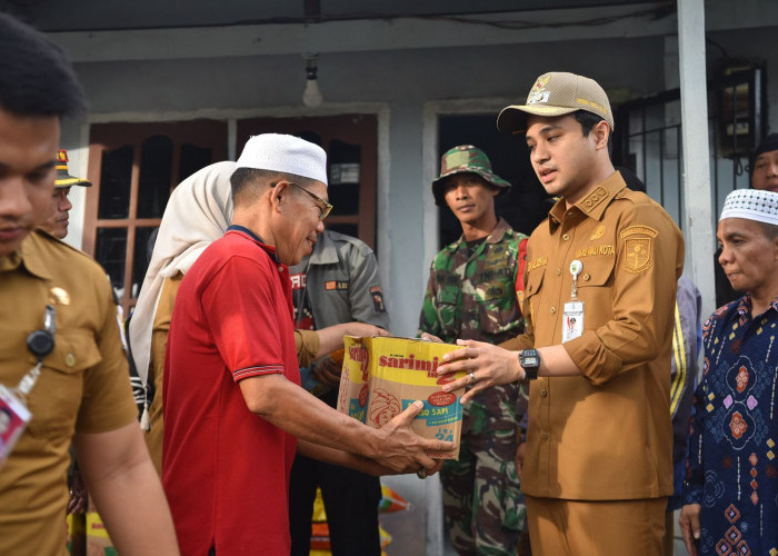 Wawako Diza Kunjungi Warga Terdampak Banjir dan Salurkan Bantuan Untuk Dapur Umum 