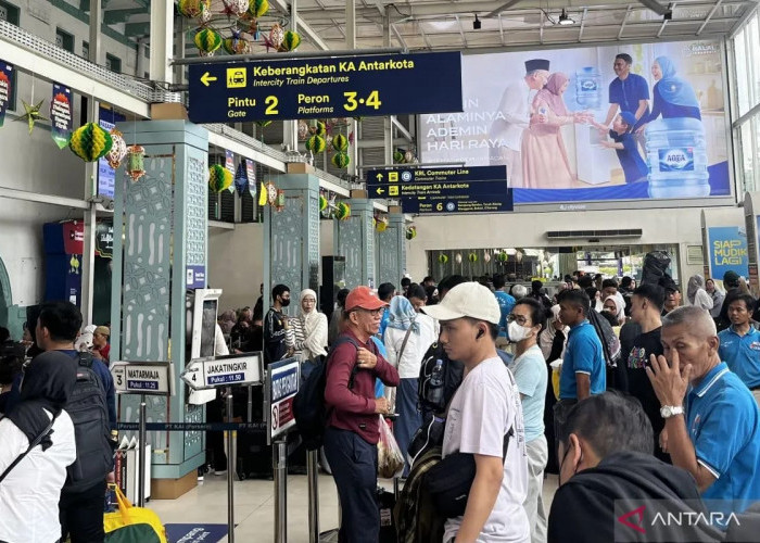 Pemudik dan Perantau Mulai Kembali Tiba di Jakarta H+1 Lebaran