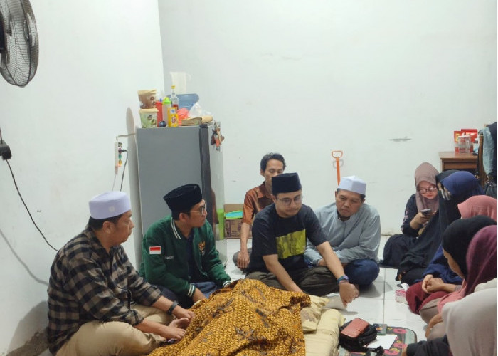 Warga Zona Merah Pertamina Meninggal Saat Aksi, Wawako Diza Sambangi Rumah Duka