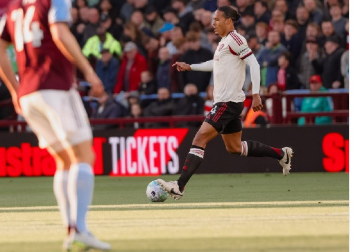 Bantai Liverpool 4-2, Aston Villa Amankan Tiket Liga Champions