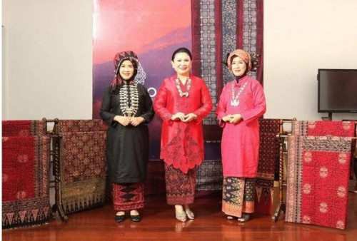 Hj.Hesnidar Haris: Tekuluk Merupakan Identitas Khas Wanita Provinsi Jambi