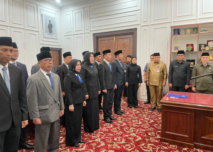 13 Pejabat Eselon III Pemprov Jambi Dilantik, Kepala Samsat dan Wadirum RSUD Digeser