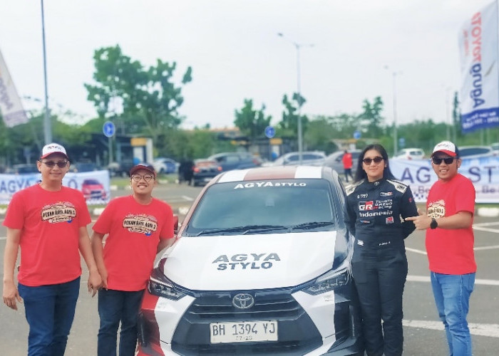 Pekan Raya Agya 2, Aksi Slalom Memukau Alinka Hardianti di Event Agya Stylo Jambi