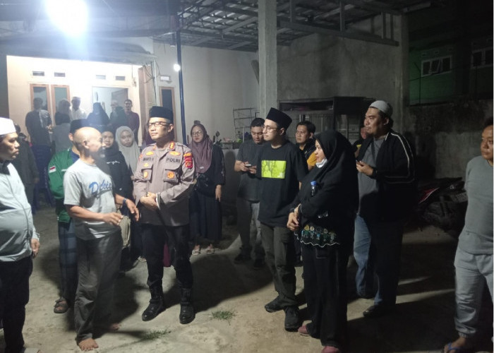 Kapolresta Jambi dan Wawako Melayat ke Rumah Duka Erwan, Warga Tolak Zona Merah yang Meninggal 