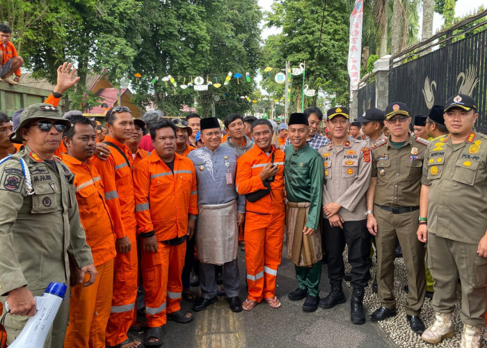 Walikota Tepat Janji! Gaji Petugas Kebersihan Kota Jambi Resmi Naik 