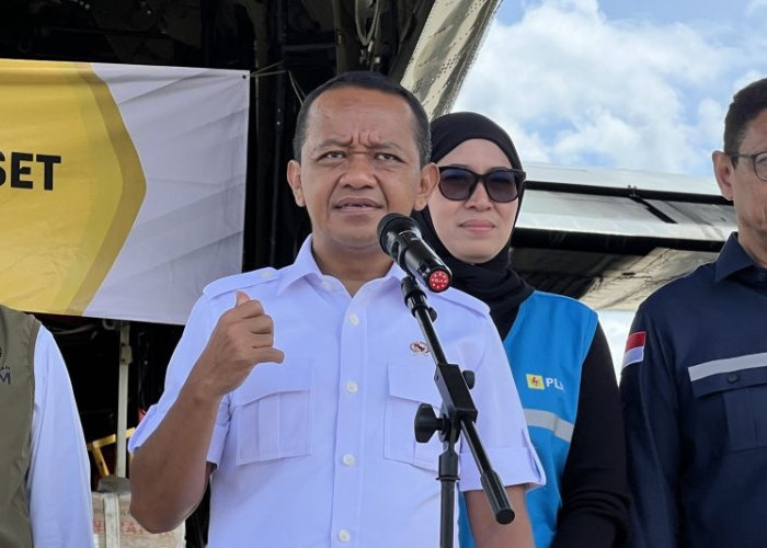 Pascabencana Banjir Bandang, Menteri Bahlil: 224 Desa di Aceh Belum Teraliri listrik