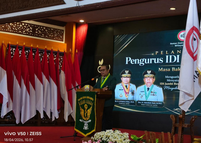 dr. Zuhdi Darma Ketua IDI Wilayah Jambi Masa Bakti 2025-2028, Ini Daftar Lengkap Pengurus Yang Dilantik ! 