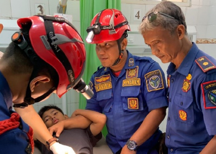 Iseng Masukan Cincin Titanium di Alat Kelamin selama  4 Hari, Bocah Laki - Laki di Mersam Dievakuasi Damkarmat