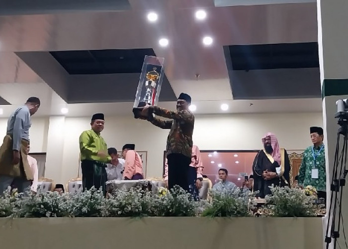 Kafilah Provinsi Jawa Timur Keluar Sebagai Juara Umum STQH XXVII di Jambi