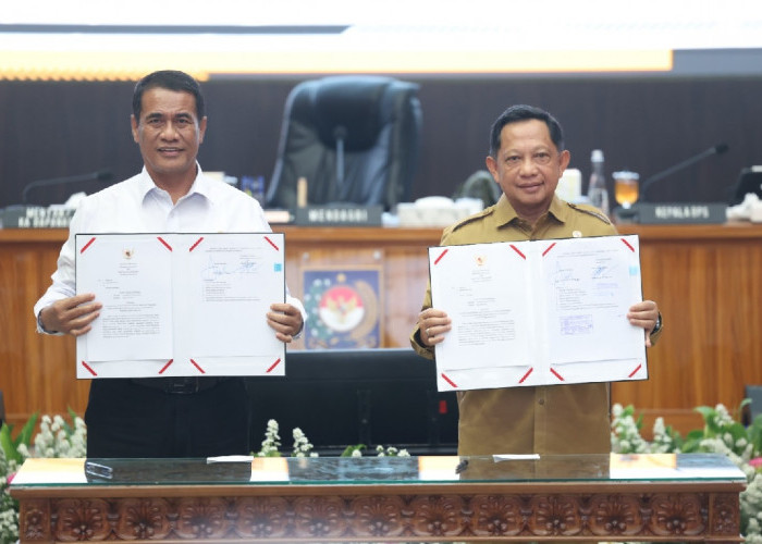Mentan Amran Tegaskan Penyuluh Pertanian Sebagai Pasukan Terdepan Pertahankan Swasembada Pangan