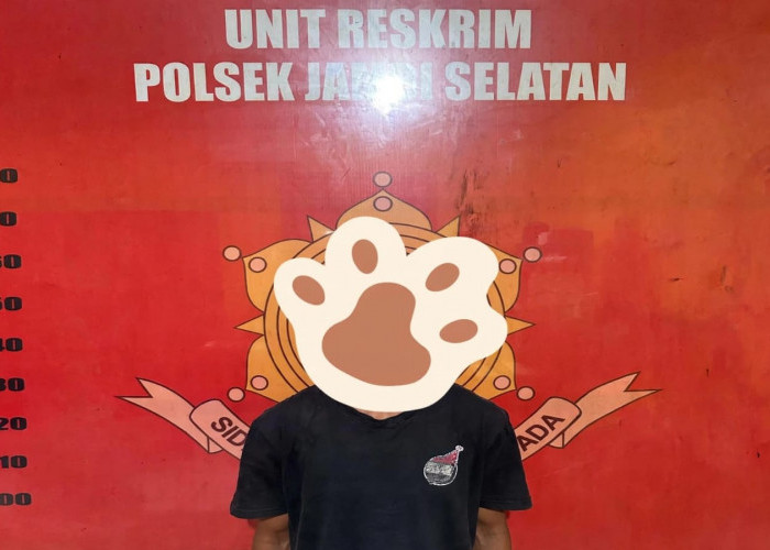 Cekcok Antar Tetangga Berujung Pembacokan, Pelaku Diantar Keluarga Menyerahkan Diri 
