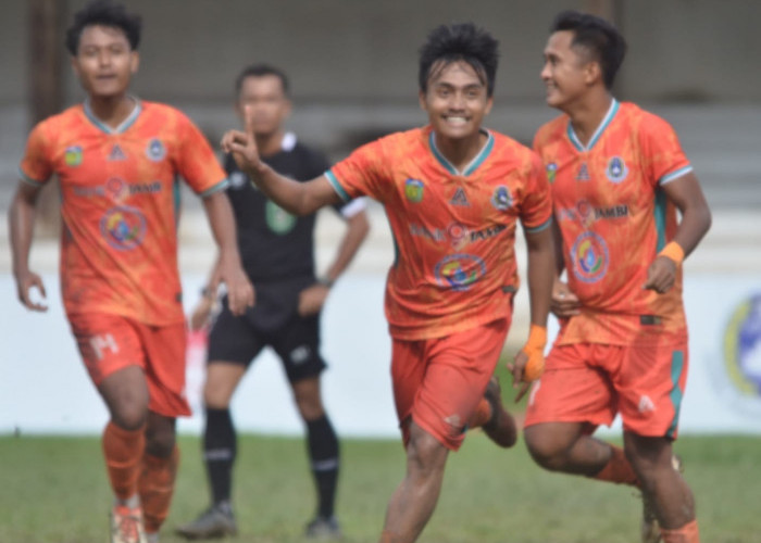 MAKIN DALAM ! Gol Plesing Indah Gusvio Bawa Tebo Unggul 3-0 Atas Merangin di Final Gubernur Cup 2025