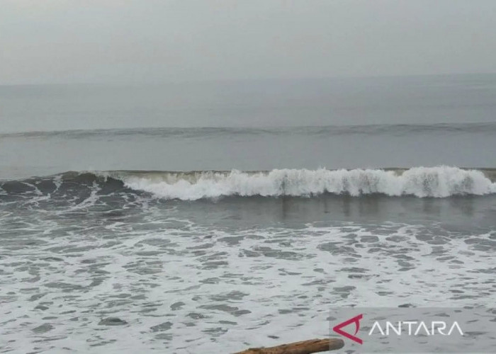 BBMKG Terbitkan Peringatan Dini Gelombang Tinggi di Perairan Bali