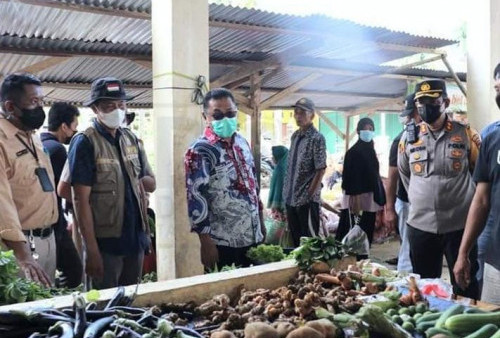 Jelang Lebaran, Sekda Pantau Harga Sembako di Pasar