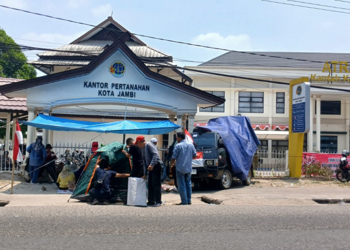 Tak Kunjung Ada Kepastian, Forum Tolak Zona Merah Kembali Kepung BPN Jambi