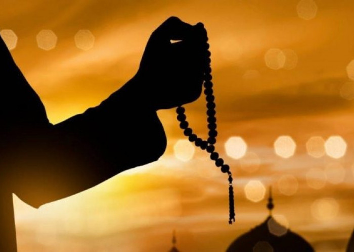 Membentuk Atmosfer Spiritual Yang Kompak: Dzikir & Doa Bersama Sebagai Perekat Warga Madrasah pada Hari Jumat