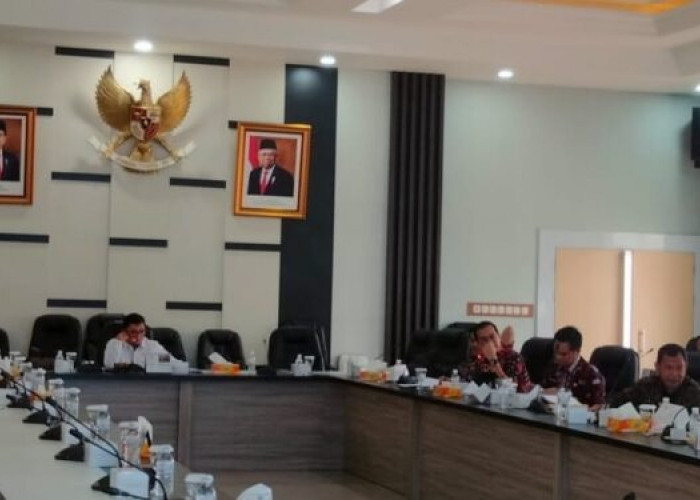 Pansus III DPRD Provinsi Jambi Diskusi dengan Mitra Kerja