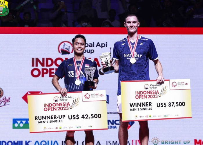 Anthony Ginting Gagal Rebut Juara Indonesia Open 2023, Kalah Dua Set dari Viktor Axelsen