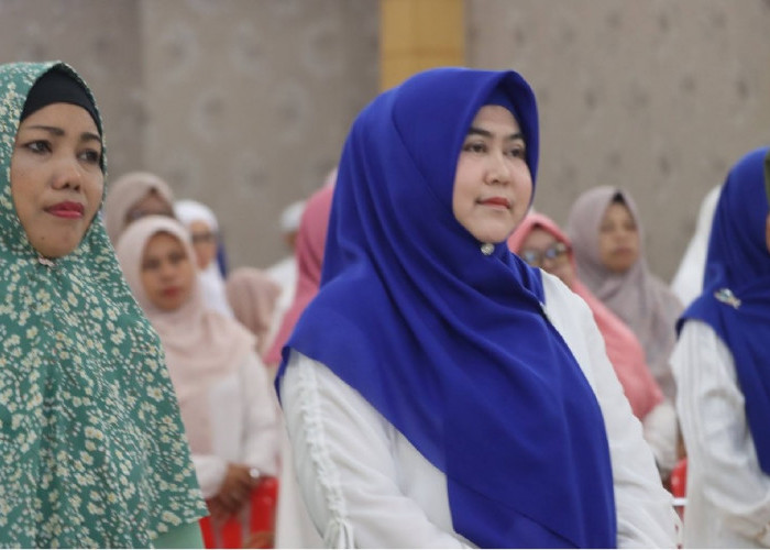 Ketua TP-PKK Tanjab Barat Hj. Fadhilah Sadat Hadiri Peringatan Isra Mi’raj Nabi Muhammad SAW 1447 H