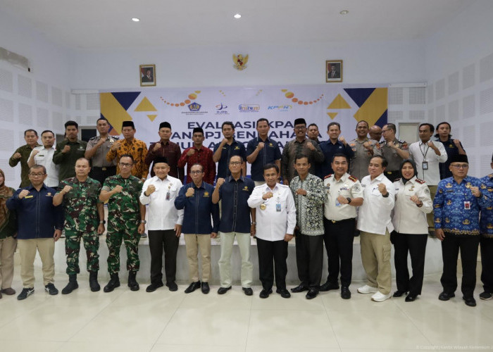 Hadiri Evaluasi IKPA 2025, Kanwil Kemenkum Jambi Terima Penghargaan Kinerja Anggaran