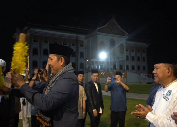 Lepas Pawai Takbir Iduladha, Bupati M. Syukur: Jangan Ugal-ugalan
