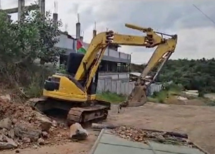 Pagar Gudang Ekspedisi di Lingkar Selatan Dirobohkan Tetangganya, Pemilik Laporkan 4 Orang ke Polda Jambi 