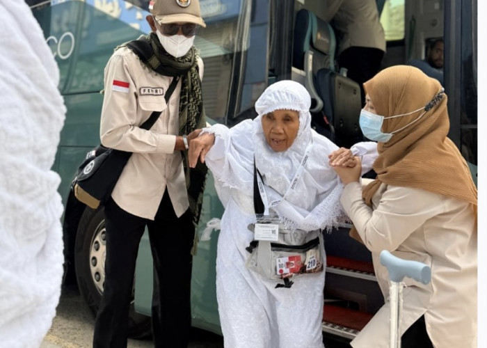 Bus Shalawat Layani Lebih dari 8 Ribu Trip, Pemerintah Imbau Jemaah Jaga Fisik Hadapi Cuaca Panas Mekah