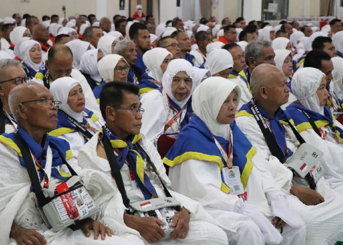 Makkah Padat Menjelang Armuzna, Jemaah Haji Jambi Dilarang Live Streaming Saat Tawaf