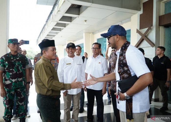 Wakil Menteri Kebudayaan Tinjau Pemugaran Candi Muaro Jambi