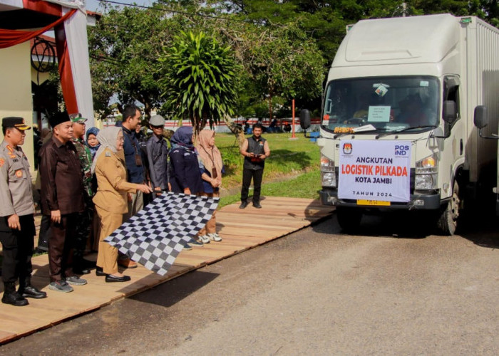 Sukseskan Pilkada 2024: Pj Wali Kota Jambi Lepas Distribusi Logistik 