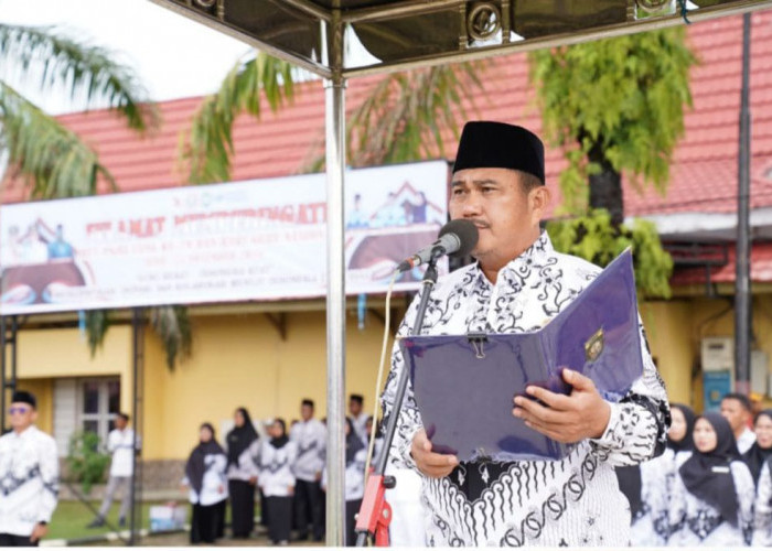 Bupati Bungo H. Mashuri Pimpin Upacara Peringatan Hari Guru Nasional