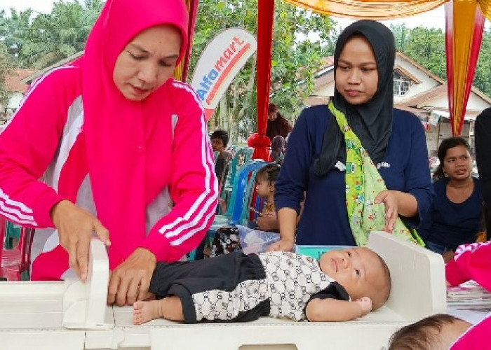 Alfamart Gelar Posyandu di 35 Kota/Kabupaten, Peringati Hari Gizi Nasional