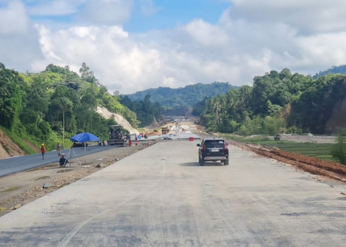 Ada 3 PR Sulit Menyelesaikan Tol Padang-Pekanbaru