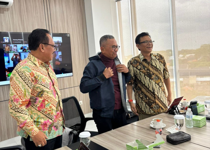 Pemimpin Harus Beri Sinyal  Jika Sedang Krisis, Kuliah Umum Dahlan Iskan di Universitas Paramadina