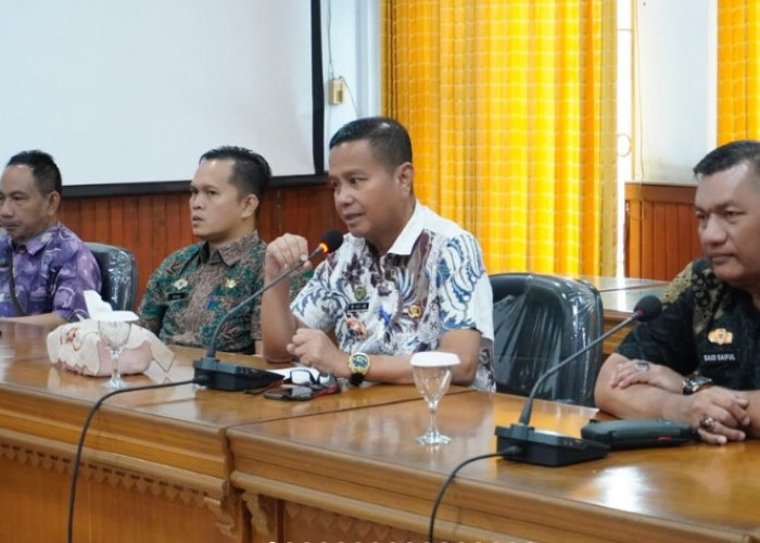 Perkuat Kinerja Internal, Sekretaris DPRD Batang Hari Pimpin Rapat Evaluasi Rutin