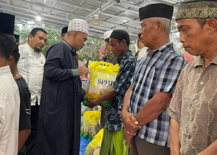 PTPN IV Regional IV Ibadah dan Kerja Sambil Santuni Fakir Miskin 