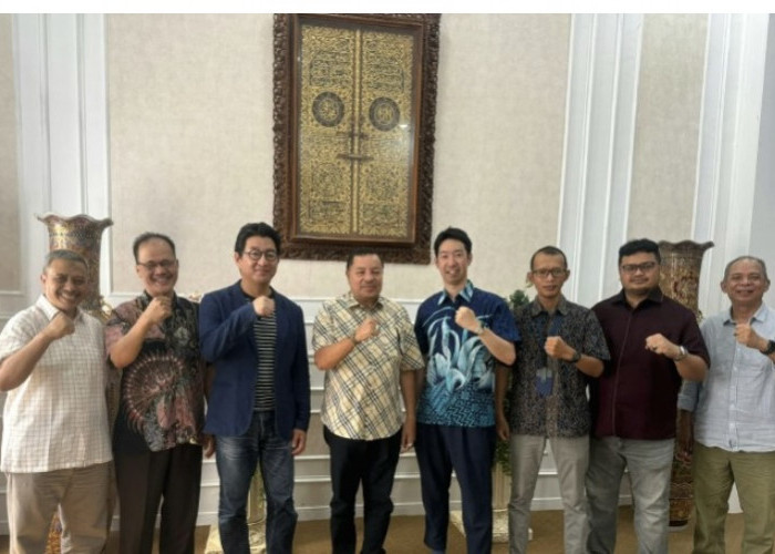 Bupati TRK Gandeng Peneliti Jepang untuk Riset Keberlanjutan Kelapa Sawit di Nagan Raya