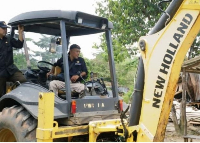 Tepati Janji,  Bupati H M Syukur Ratakan Rumah-rumah Prostitusi