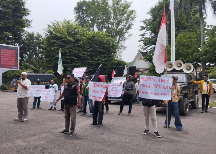 Kinerja Pemkot Jambi Dikecam, Warga Gelar Demo Desak Tutup 'DINASTY'