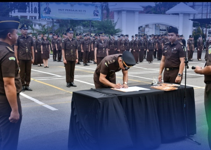 Kajati Jambi Lantik 170 ASN  Sewilayah-Kejati Jambi
