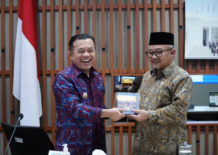 Tingkatkan Mutu Pendidikan Jambi, Gubernur Al Haris Boyong Bupati/Wali Kota Temui Mendikdasmen RI