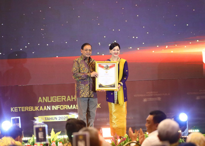 OJK Raih Predikat Badan Publik Terbaik Nasional 2025