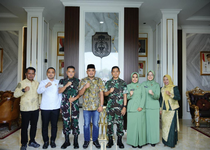 Safari Ramadhan, Danrem 042/Gapu Pererat Silaturahmi dengan Forkopimda di Rumah Dinas Bupati Tebo