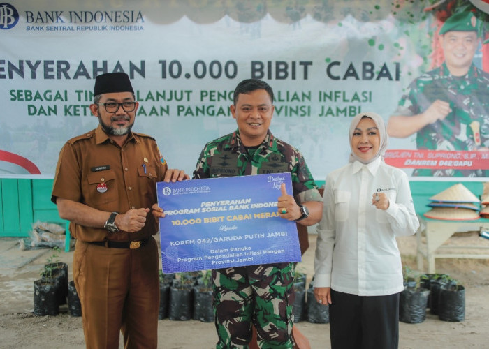 Atasi Laju Inflasi, Bank Indonesia Salurkan 10.000 Bibit Cabai ke Korem 042/Gapu