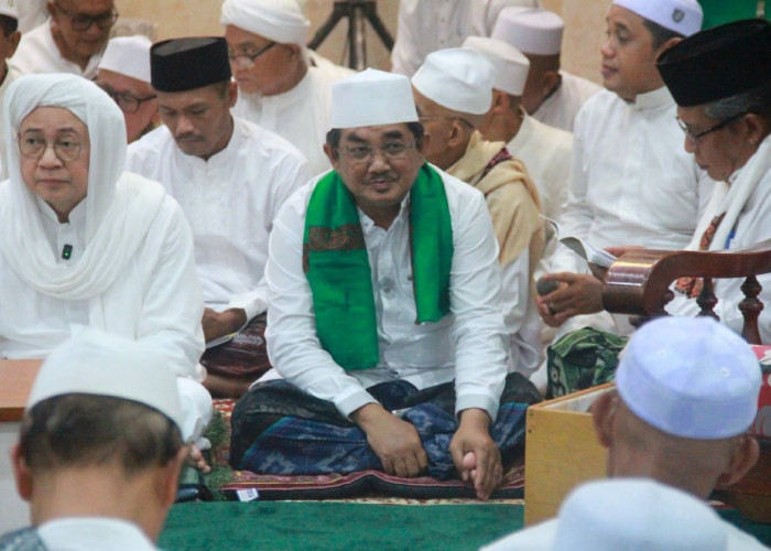 Bupati Anwar Sadat Hadiri Zikir Bersama Haul Akbar Syekh Abdul Qadir Al-Jaelani