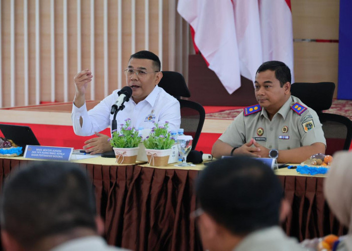 Wamen Ossy Tekankan Kekompakan & Soliditas Internal untuk Menjawab Tingginya Harapan Masyarakat