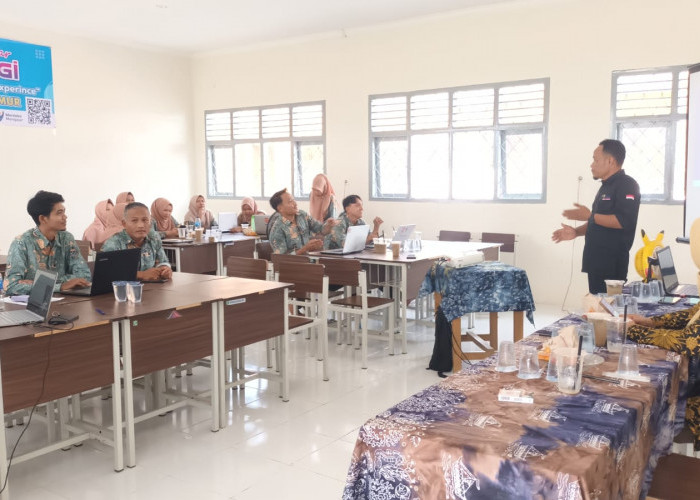 Sosialisasi Quizizz di SMKN 6 Tanjung Jabung Timur untuk Tingkatkan Pembelajaran Berbasis Teknologi