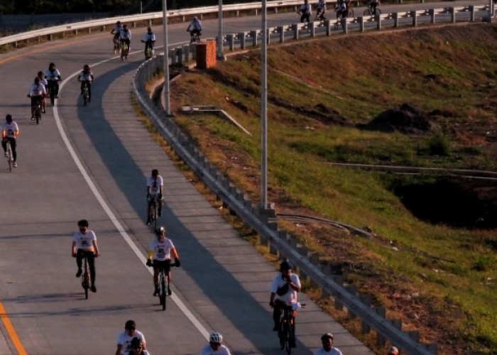 Gowes and Run 2024 di Jalan Tol Jogja-Solo Sekaligus Perkenalkan Manfaat Jalan Tol Jogja-Solo